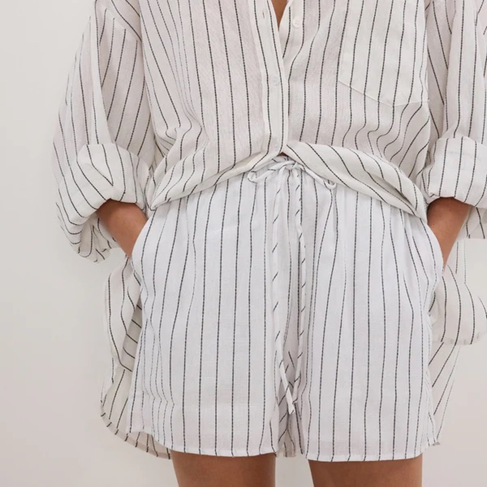 DISSH Olie Shorts